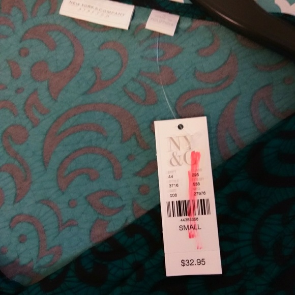 🛍👚💲NEW YORK & COMPANY stretch - Picture 3 of 4